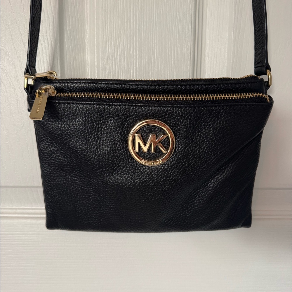 Michael Kors Black and Gold Crossbody Bag EUC
